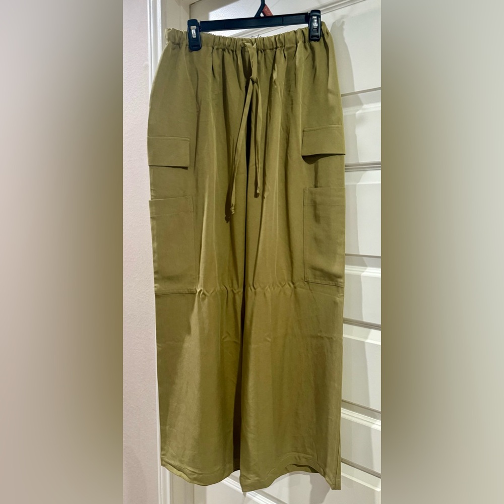 Reformation Olive Twill  Wide Leg Pants - Picture 2 of 7